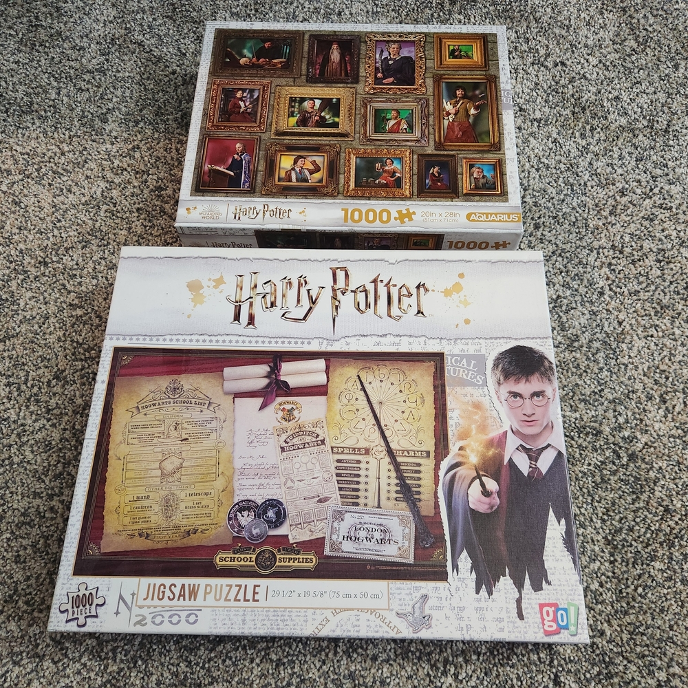 Warner Bros. Harry Potter Jigsaw Puzzle Set - Gold, Black, White